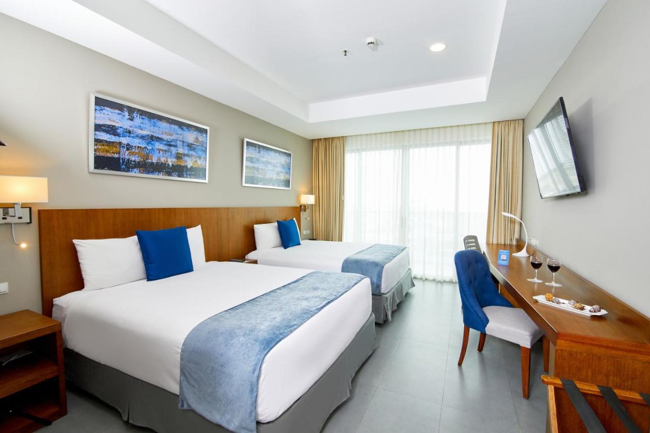 Wyndham Manta Sail Plaza Hotel And Convention Center Luaran gambar